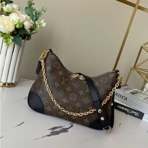 💎Louis Vuitton 💎Boulogne Bag with gold chain and black leather strap